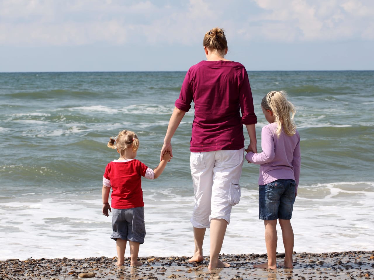 Eine Familie am Meer © MAK - stock.adobe.com